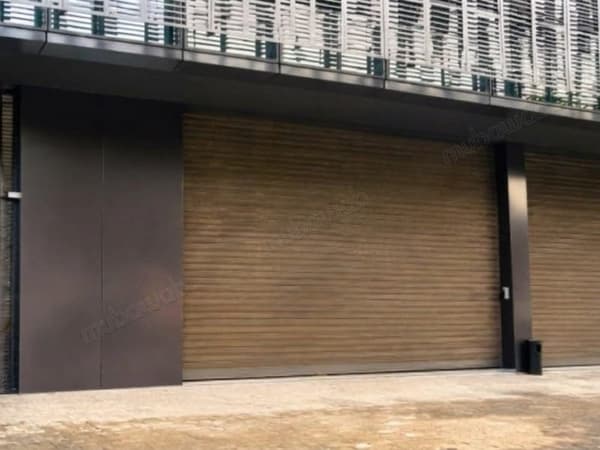 Local commercial à louer 393 m² Bd Ghandi