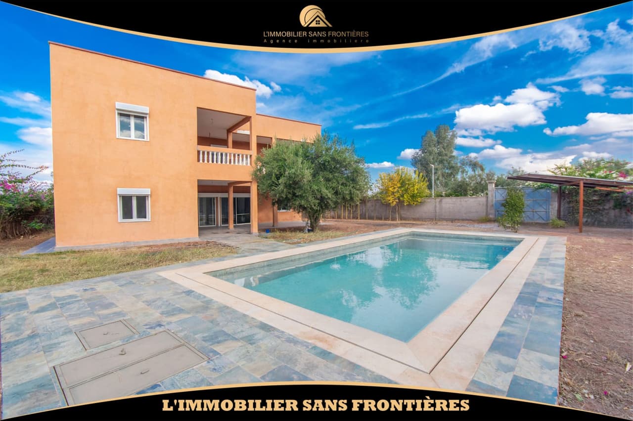 Villa Melkia à Chwiter, Piscine + Puits, Marrakech : à vendre