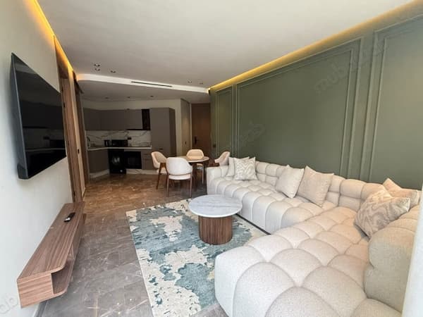 À LOUER – Studio Neuf à OASIS