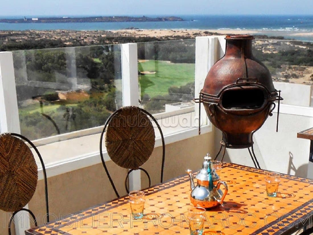 Immeuble de 3 appartements avec une vue panoramique sur mer &amp; golf à diabat