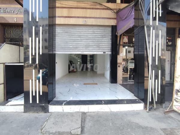 Commercial premises for sale 163 m² in Casablanca