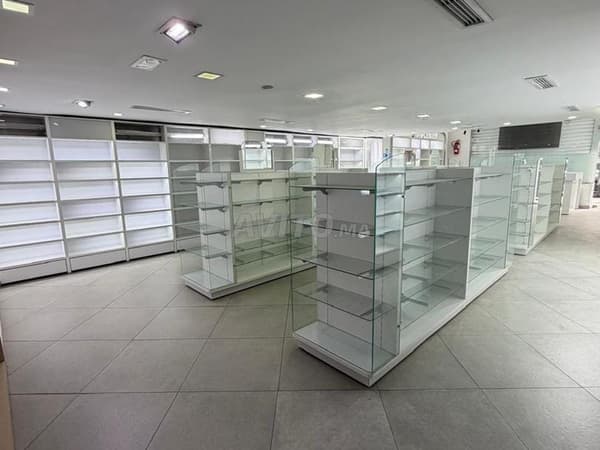 Magasin à vendre – Avenue de la Résistance, Tanger