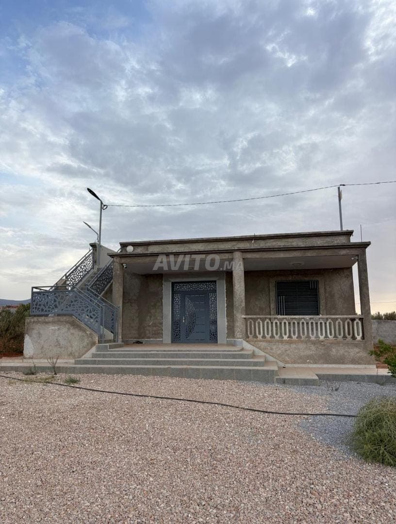 SE VENDE BONITA PROPIEDAD CASA / TERRENO AGRÍCOLA