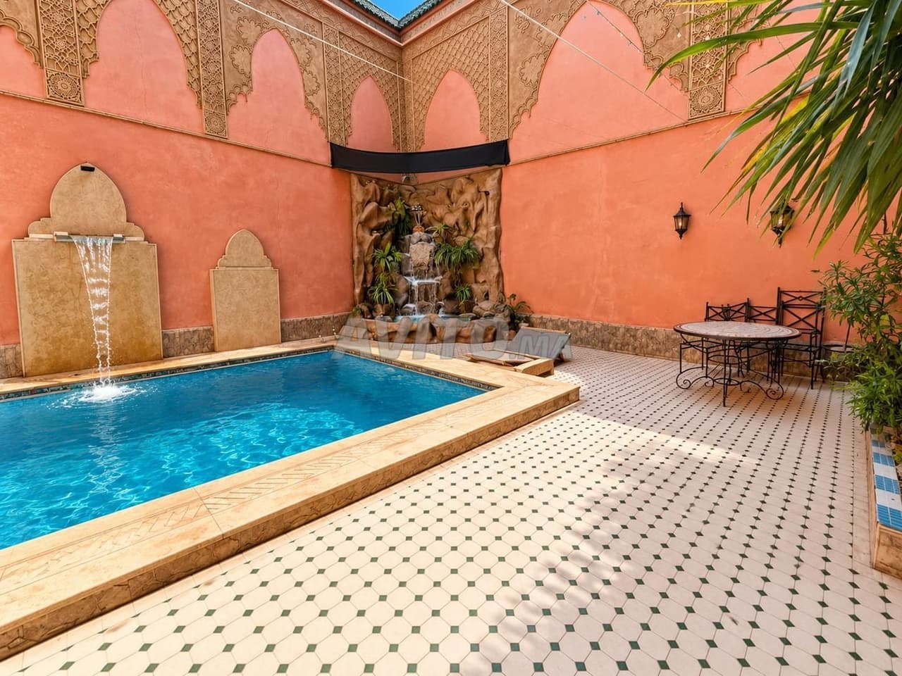 SUPERBE VILLA MEUBLÉE À VENDRE – TARGA