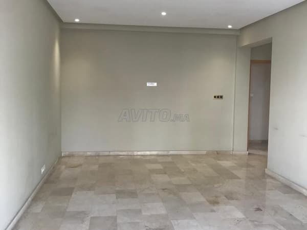 Kantoren van 85m op bd Zerktouni