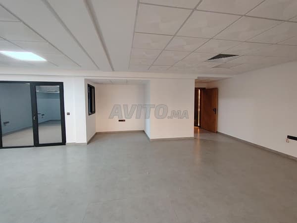 Bureau de services à vendre à Had Soualem