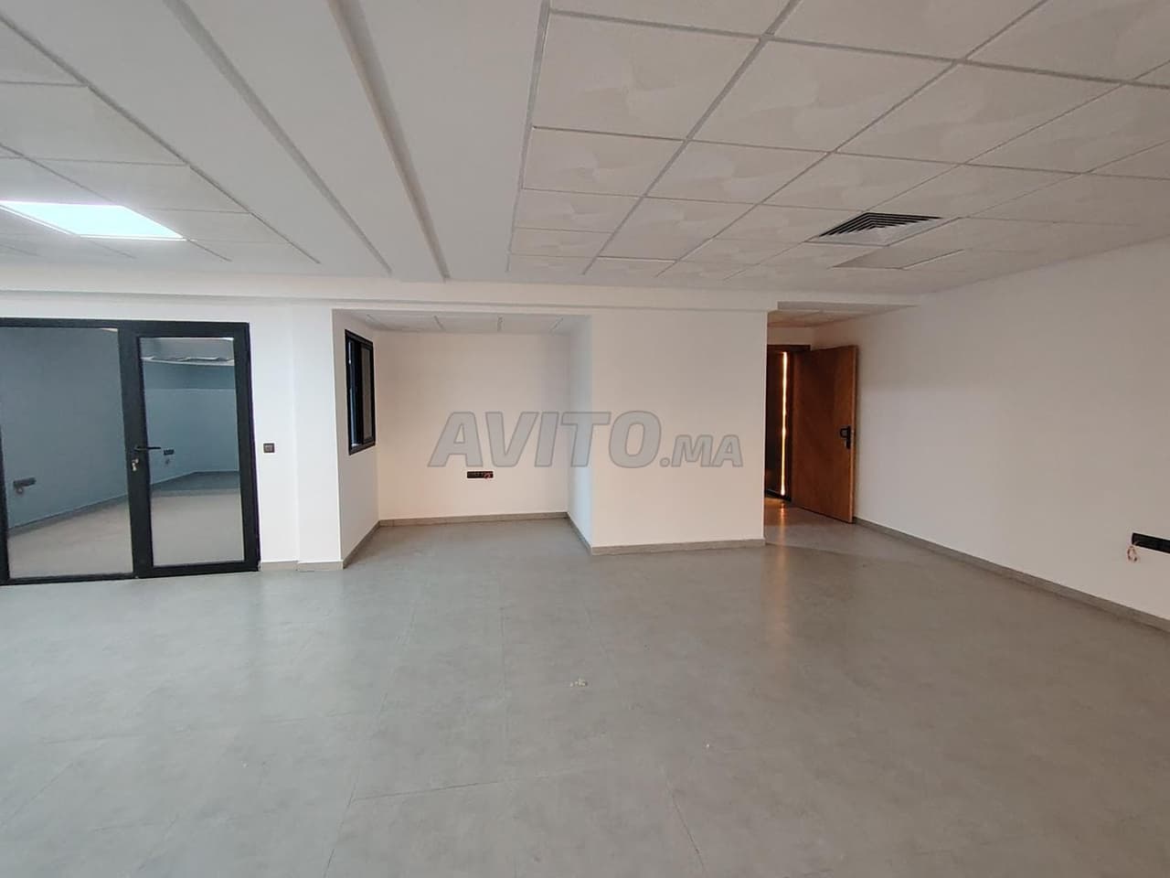 Bureau de services à vendre à Had Soualem