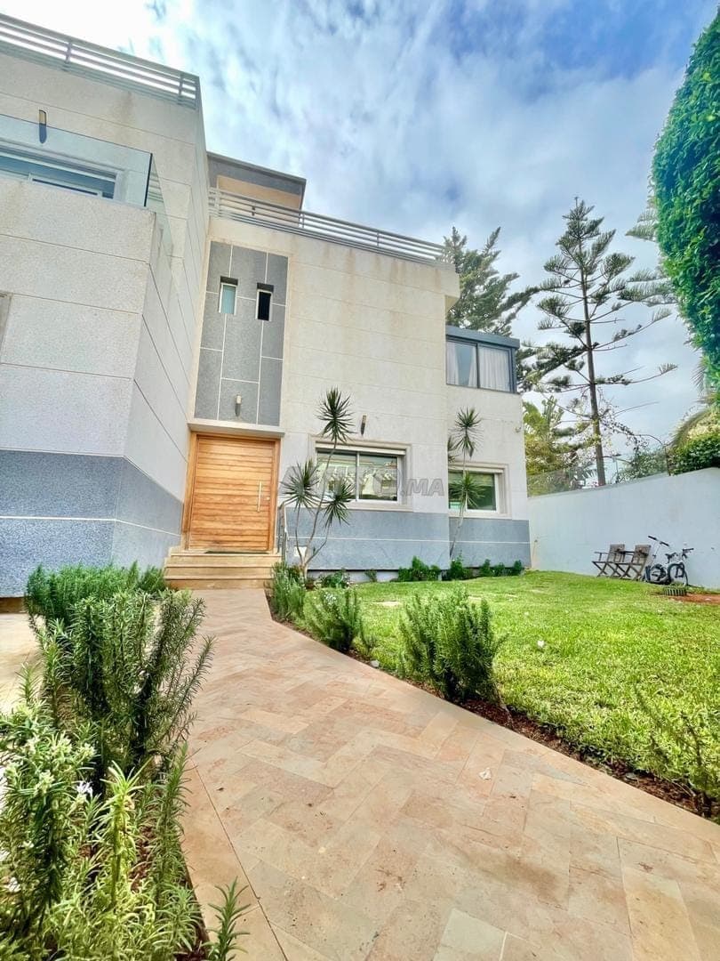 Prestigieuze Villa van 270m² te koop