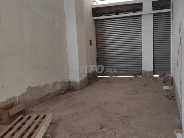 Local commercial traversant sur temara skikina