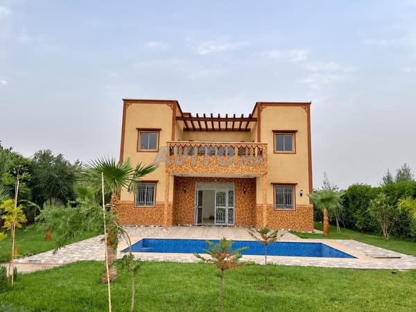 Villa 5 ch. avec piscine et jardin – Route de Fès