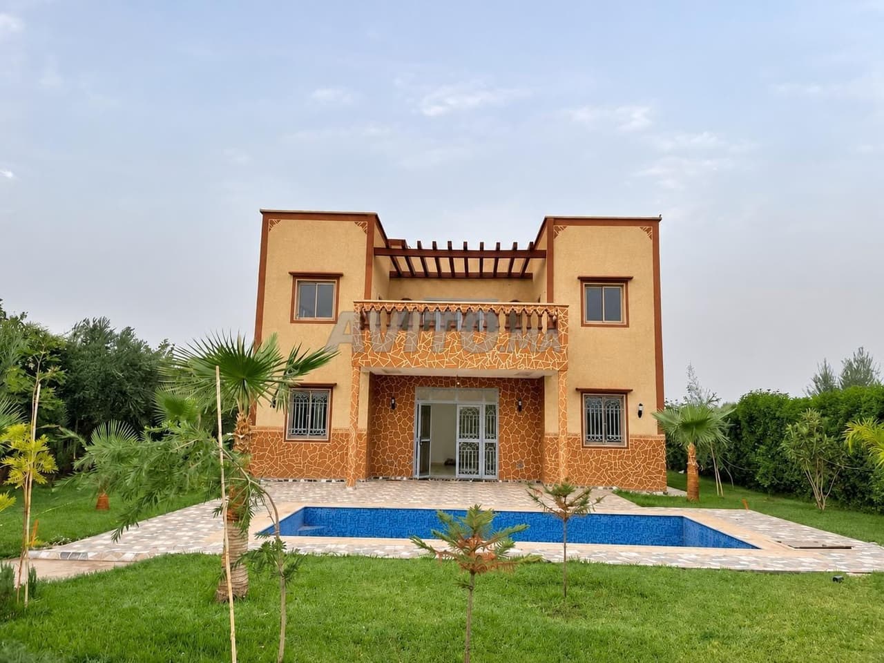 Villa 5 ch. avec piscine et jardin – Route de Fès