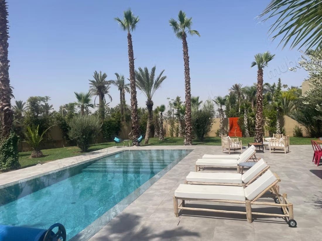 Pépite à saisir: Villa 6 chambres meublée palmeraie