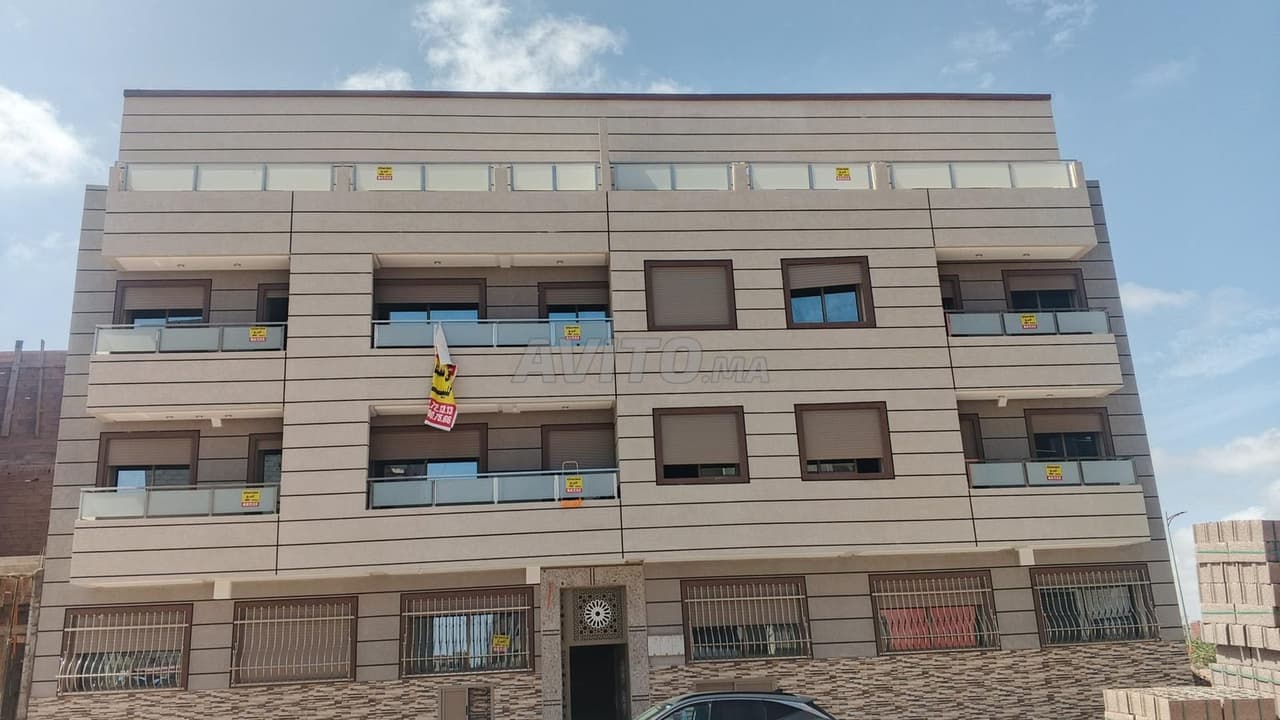 Appartements à vendre avec balcon, belle finition, 100m à 130m