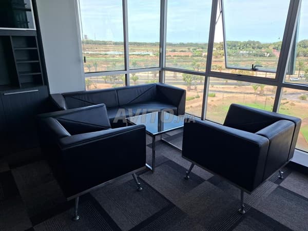 Bureaux bien aménagés à louer sur parc