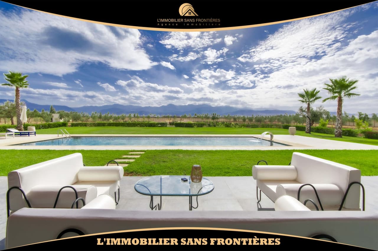 Villa meublée 500 m² sur 11 000 m² à vendre – Route de l’Ourika Km 26, Marrakech