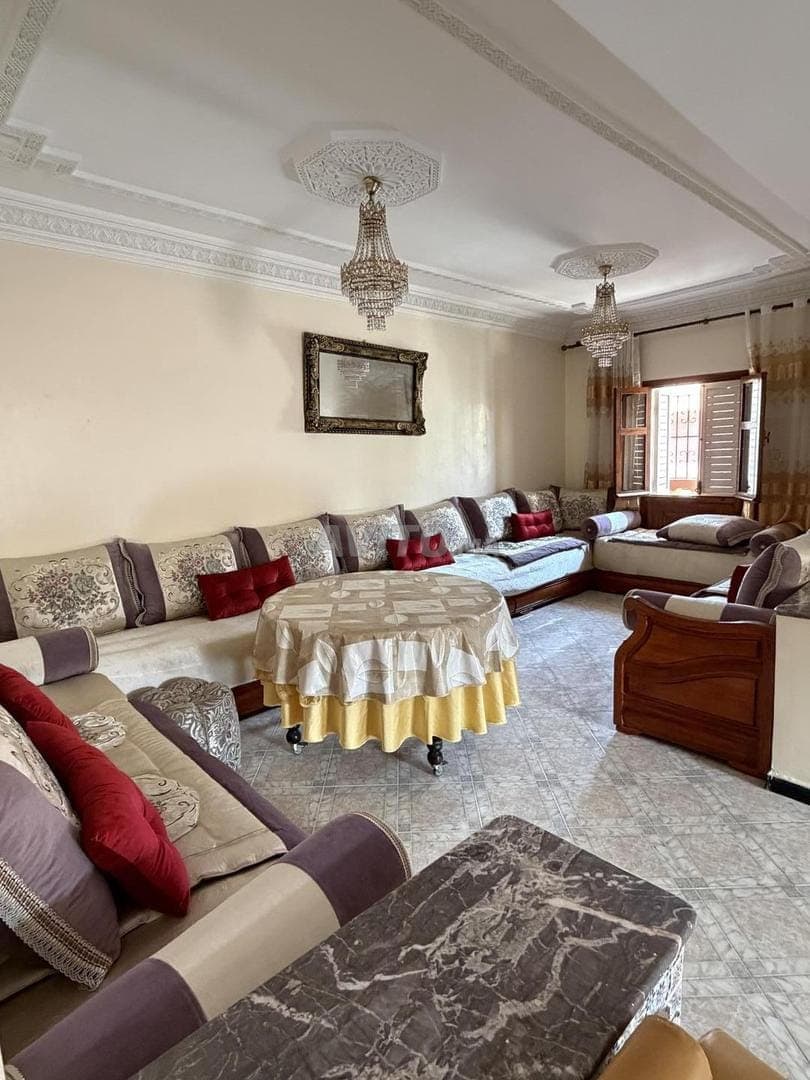 Appartement bien meublé