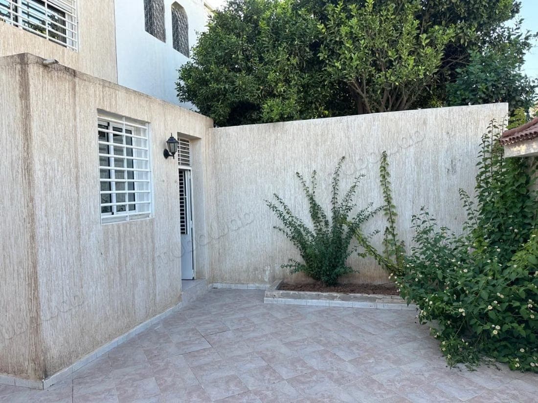 Hermosa villa en venta en Charaf, Agadir