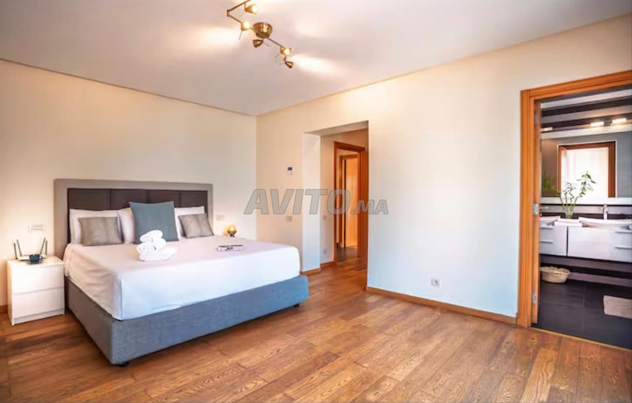 Luxury Apartment with Sea View in Marina