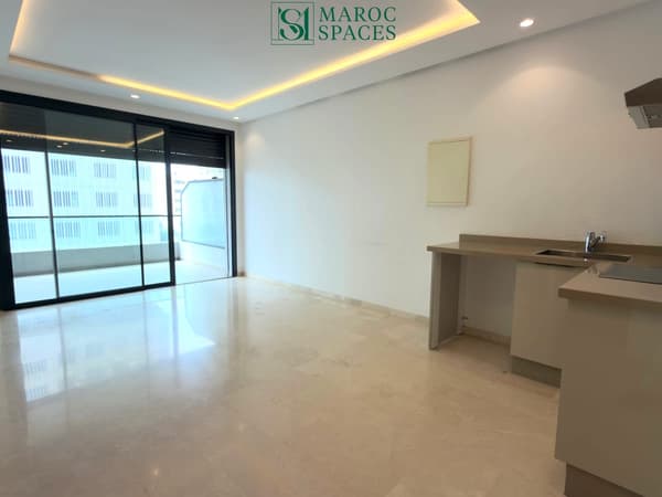 FOR RENT | STUDIO | CFC | A-CAS-CFC-010