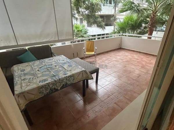 Appartement 2 Chambres Meublé avec Grande Terrasse