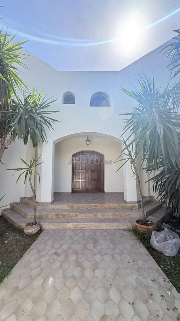 Villa van 900m² te huur in Hay Riad