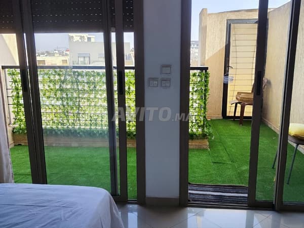 FURNISHED STUDIO WITH TERRACE AND BALCONY
