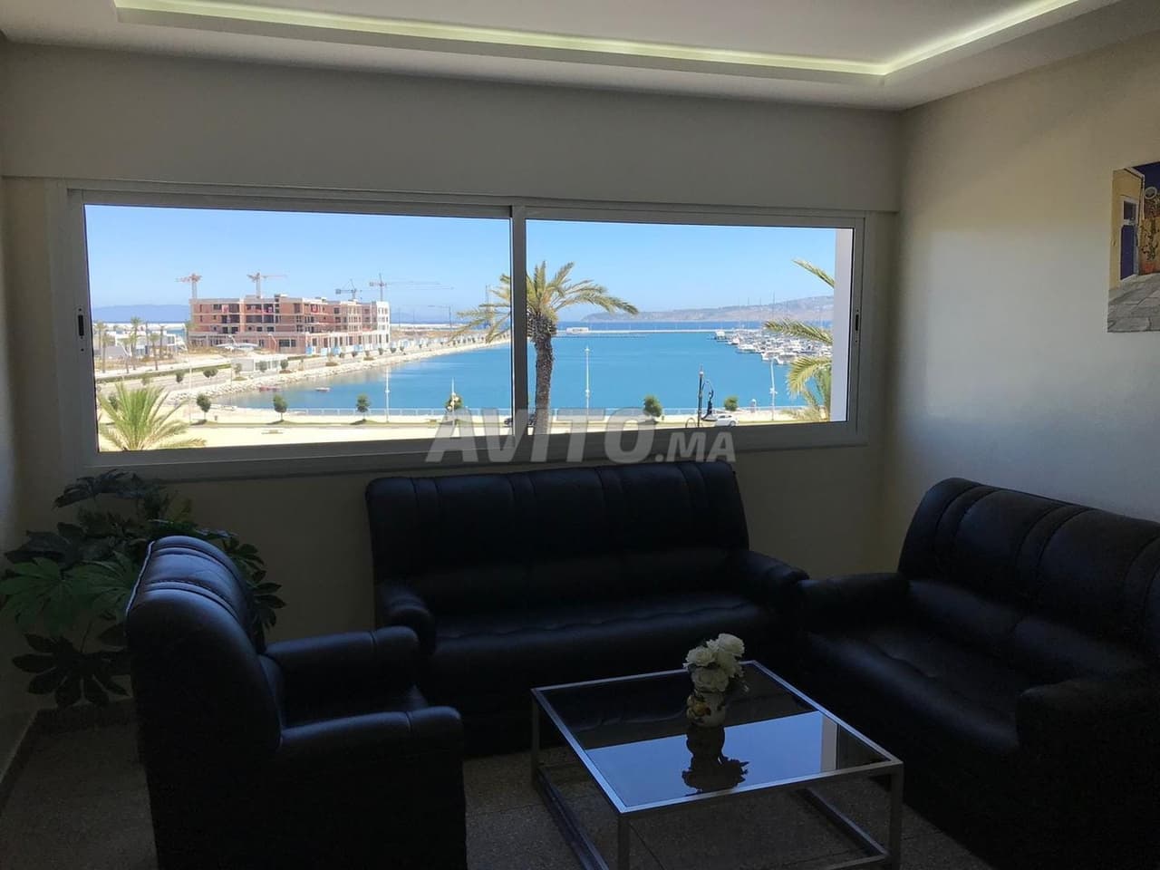 Appartement vue sur marina
