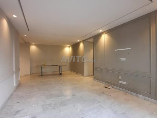 Location appartement vide 3 chambres à CFC