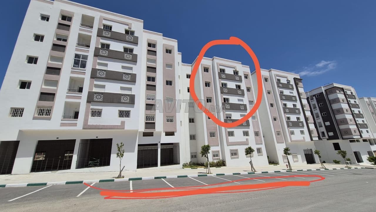 Strategische locatie op enkele minuten van Malabata-strand