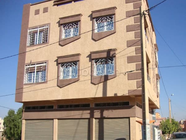 Immeuble commercial