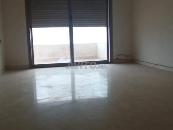 فيلا جديدة 250 متر للبيع في Bouskoura Victoria