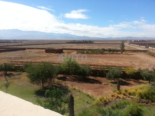 Bouwgrond te koop 700m² aan Route de l’Ourika