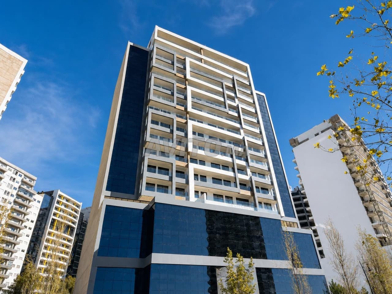 À VENDRE – APPARTEMENT NEUF AVEC BALCON AU CENTRE