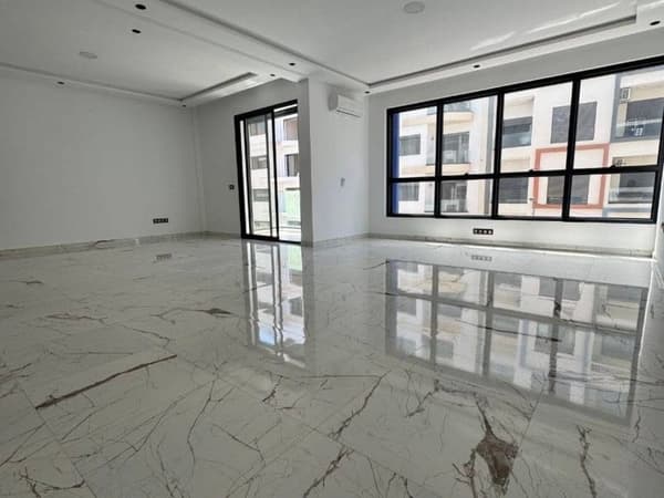 Bureaux 67 m² à louer à Casablanca Oulfa