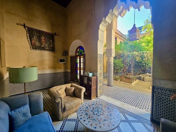 Riad de charme avec grand patio jardiné