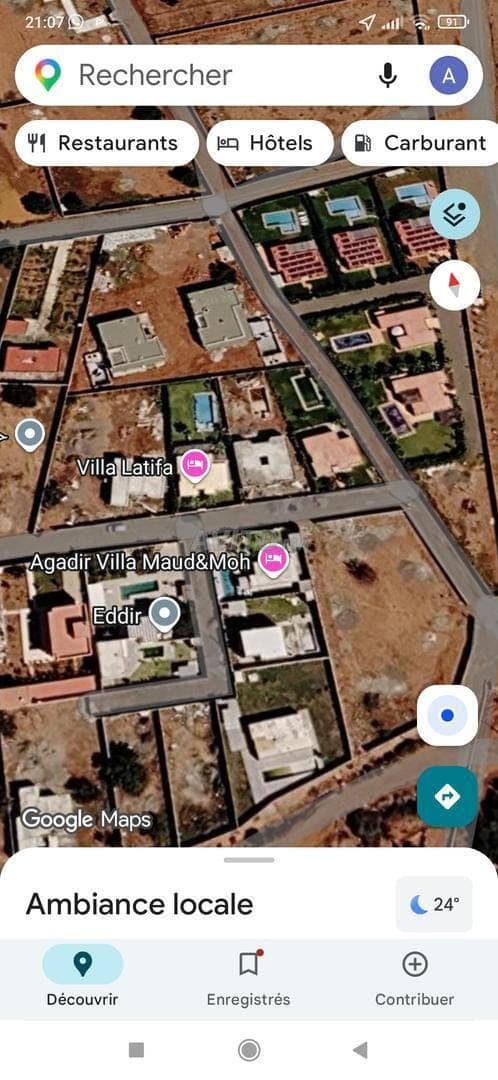 أرض بمساحة 820 متر مربع، محفظة
