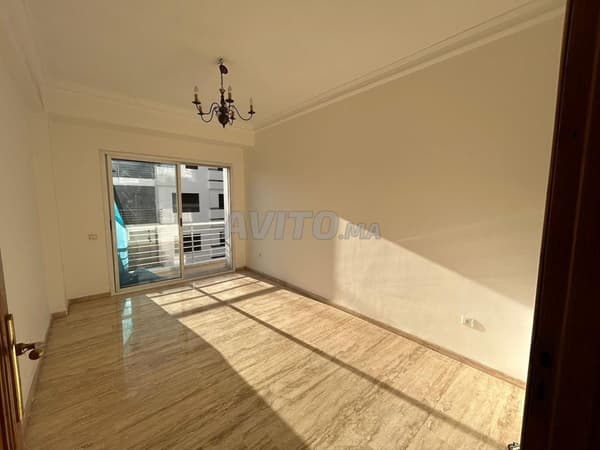 FOR RENT 3-BED APARTMENT ON BD D'ANFA