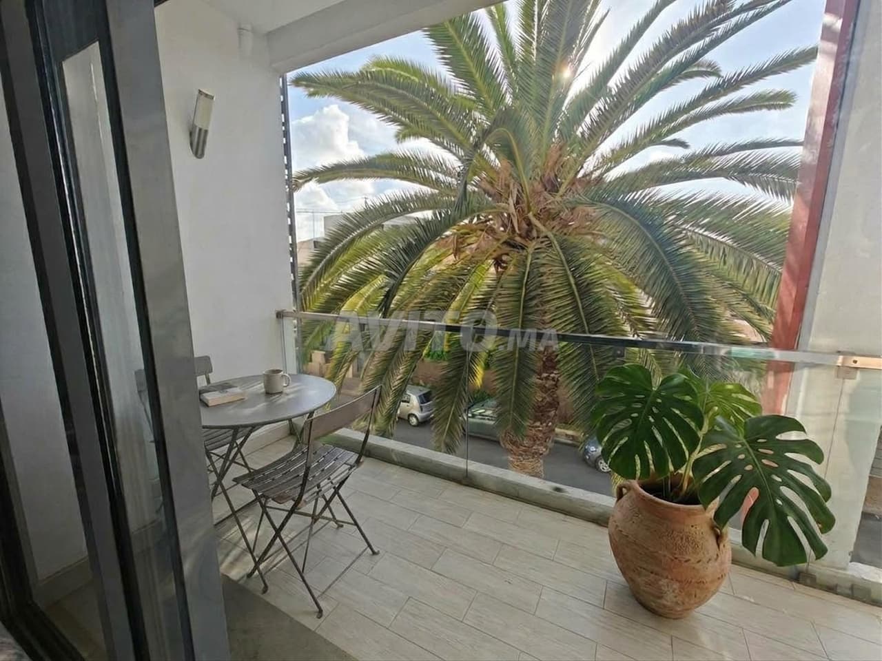 Cosy Empty Studio with No Facing Neighbours for Rent in Riviera