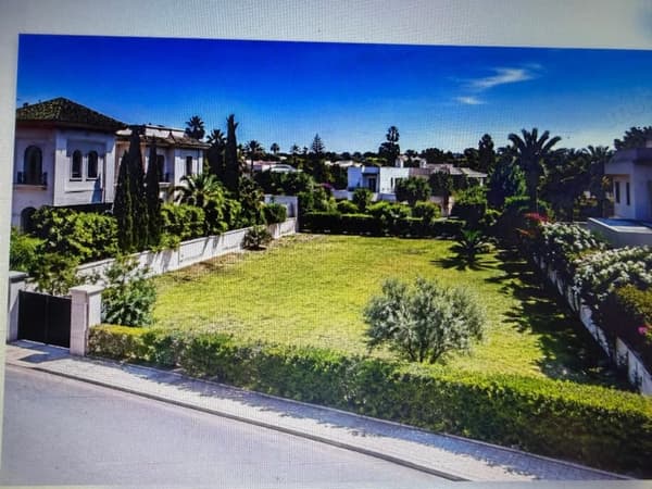 À vendre terrain rare de 750m2 orangeraie souissi