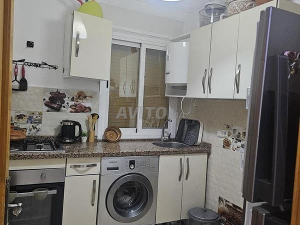 Möblierte Wohnung in einem ruhigen Gebäude mit Aufzug