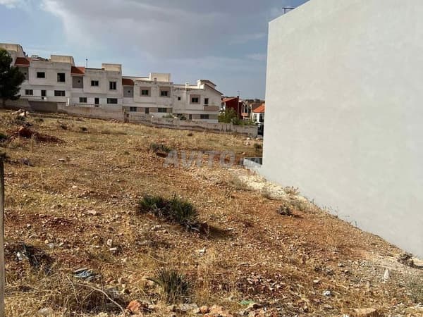 Terrain titré 260 m² zone villa El Menzeh, Sefrou