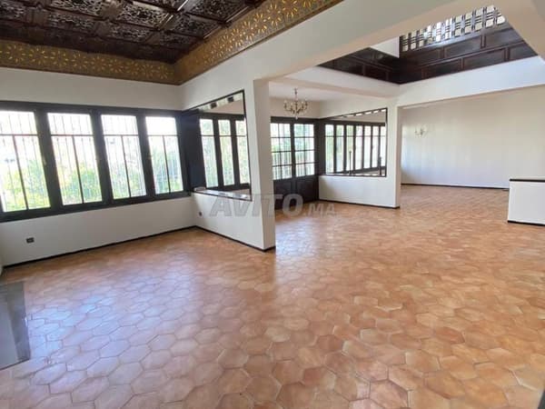 Villa à usage d'habitation ou professionnel
