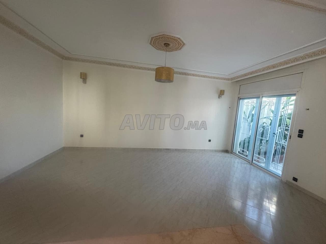 Villa bien situé à guiche des oudaya