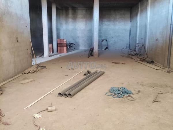 À louer – Dépôt / Garage 175 m² Oujda AlFarah