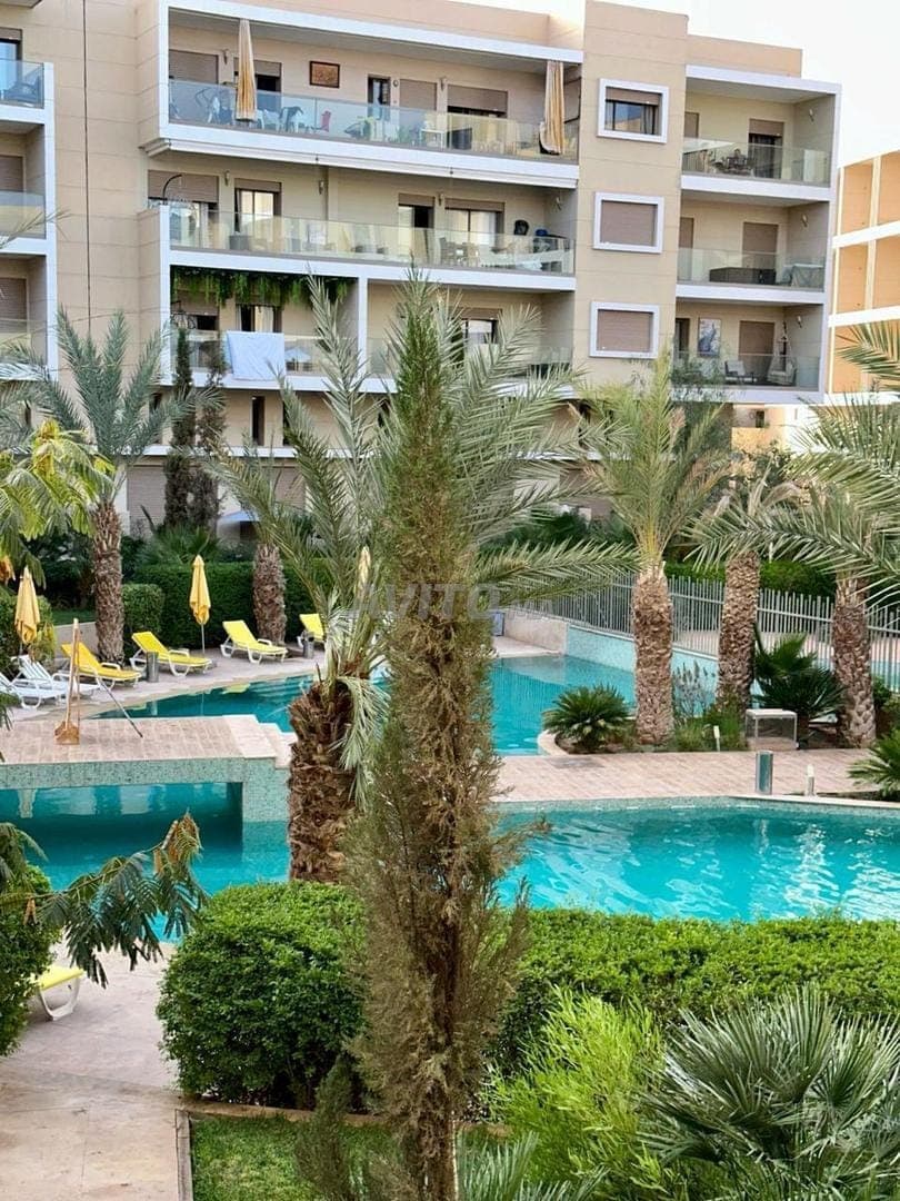 🏡 FOR RENT – GROUND-FLOOR GARDEN APARTMENT FACING THE POOL