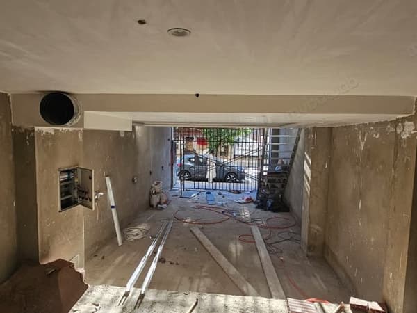 Commerciële ruimte 99 m² dicht bij Aida Village