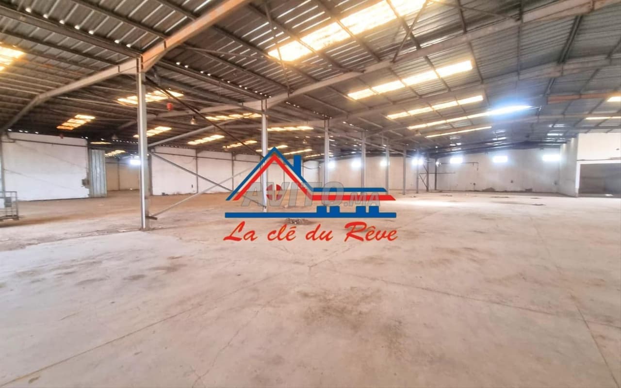 À Louer – Entrepôt de 4500m – Sidi Allal Bahraoui