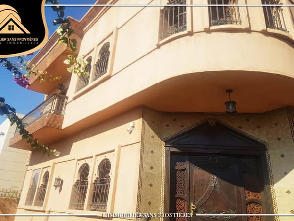 Villa commerciale à louer à Targa, 400 m², Marrakech