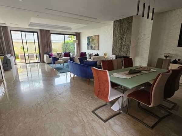 Villa à Vendre de 220.0 m² à Dar Bouazza, Tamaris1