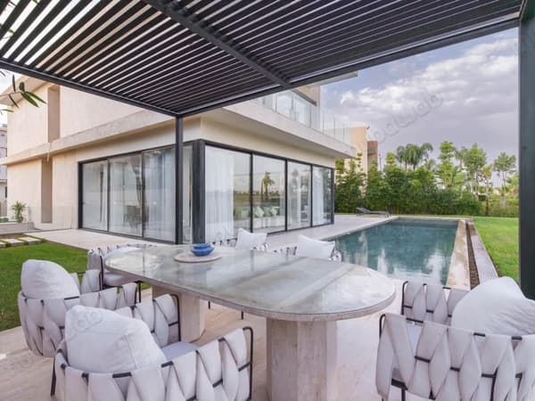 Villa d’exception en front de golf